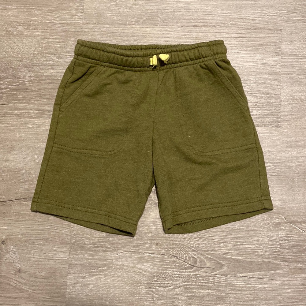 4/$10 Cat & Jack Knit shorts